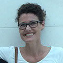 Christine Kühn, seit 1997 freie Grafikdesignerin im Raum München
